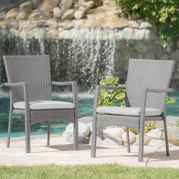 Outdoor Dining Chair With Grey Cushion, Outdoor Wicker Dining Chairs With Cushions And