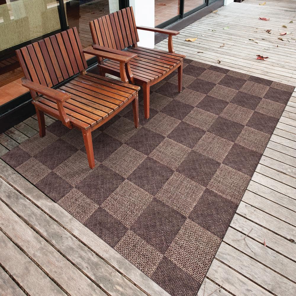 Rustic Brown/Black Synthetic 6x8ft Non-Slip Outdoor Rug