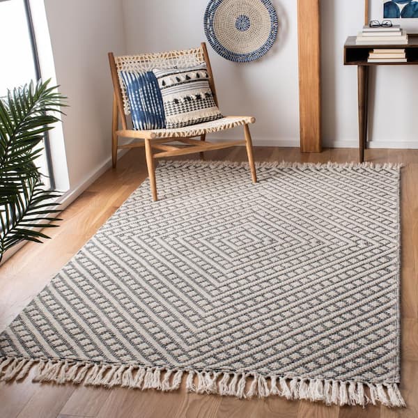 Natura 2 ft. x 4 ft. Ivory/Black Diamond Stripes Area Rug