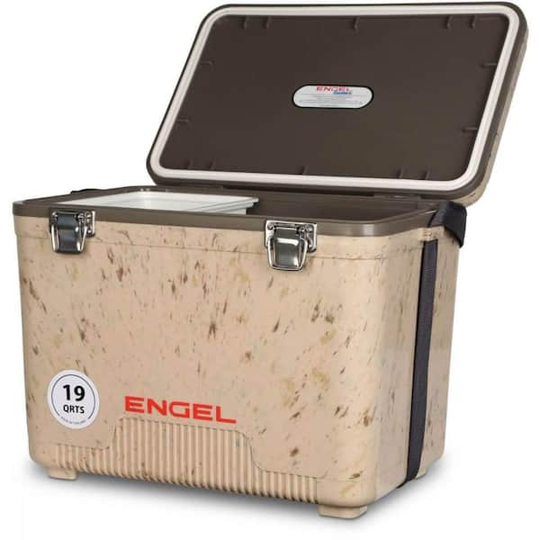 32 QT Ultra-Light Cooler, Patriot