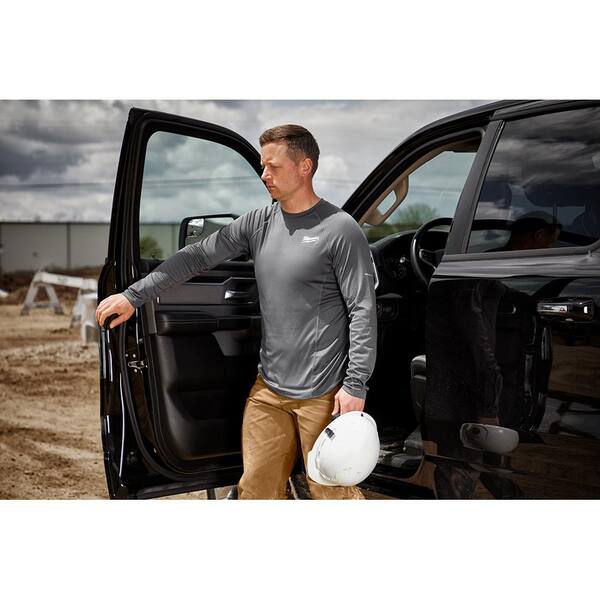 Milwaukee Men's Small Gray Work Skin Long Sleeve Mid Weight