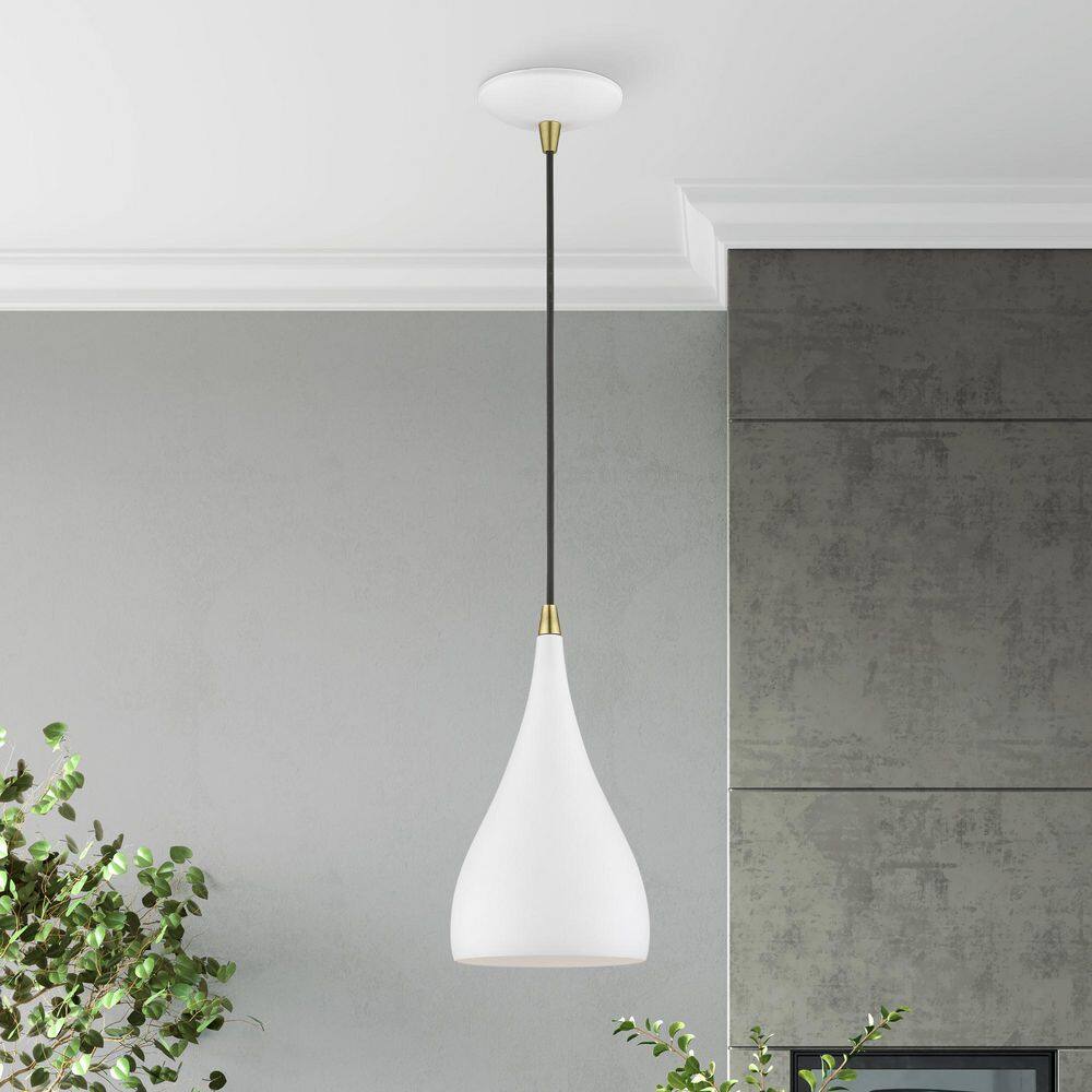Amador Chic Mini Pendant in Textured White and Antique Brass