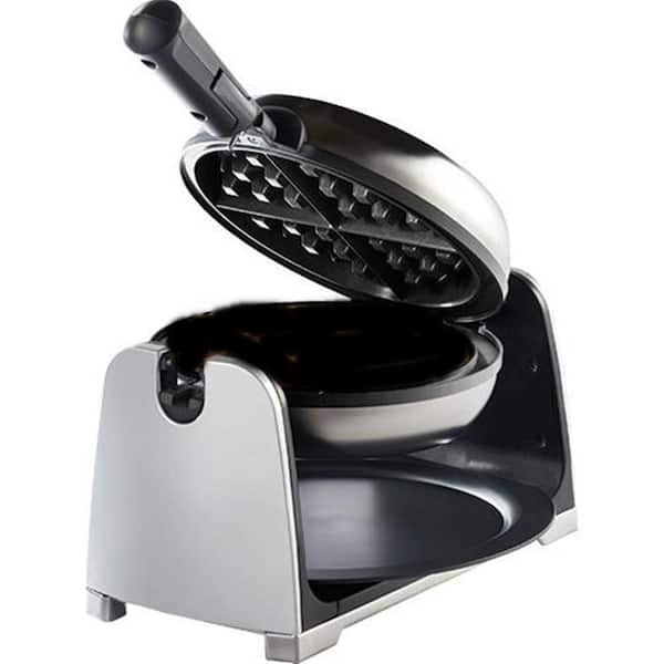 https://images.thdstatic.com/productImages/aa856a1a-21d8-4a00-a578-2209392798fa/svn/black-stainless-oster-waffle-makers-2109990-64_600.jpg