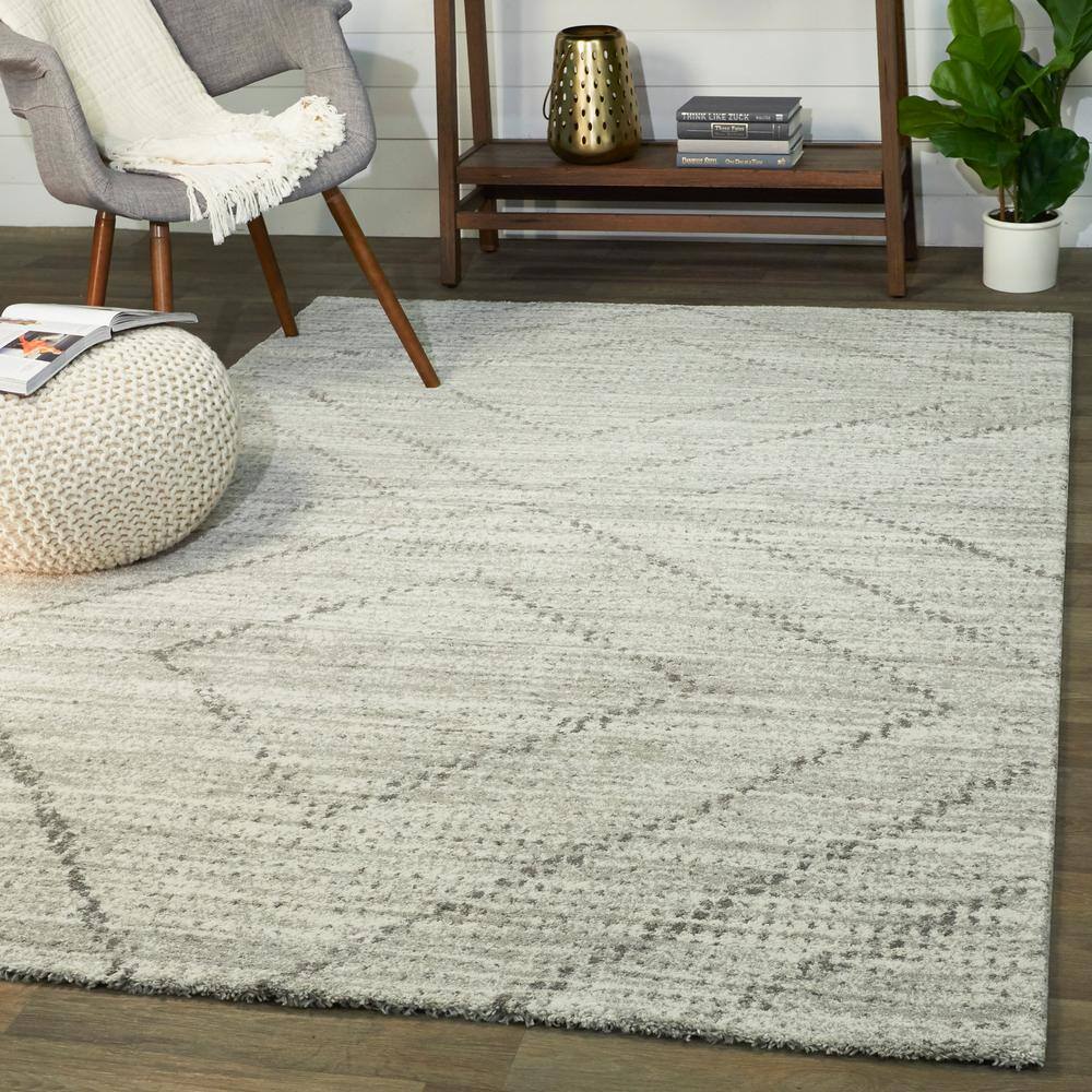 Sienna Grey 4'x6' Easy-Care Synthetic Rectangular Rug