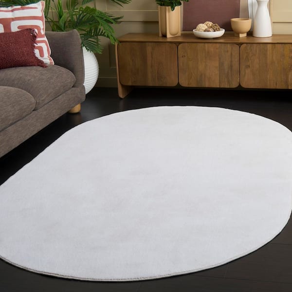 Loft Ivory 5 ft. x 8 ft. Machine Washable Modern Solid Oval Area Rug