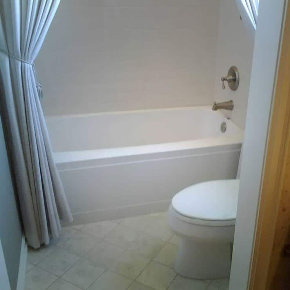 Regan 72'' White Acrylic Alcove Soaking Bathtub
