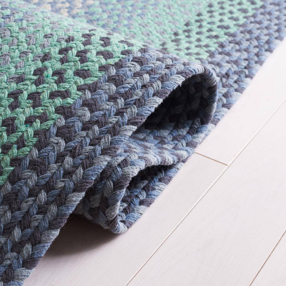 Handwoven Gray Cotton 6' Square Braided Reversible Rug