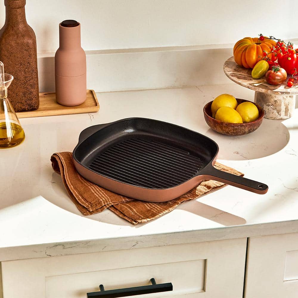 Light Mist Enameled Cast Iron 10.5" Grill Pan