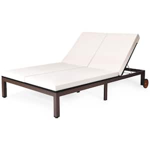 2-Person Wicker Outdoor Day Bed Rattan Recliner Chair Chaise Lounge Daybed with Wheels and White Cushion