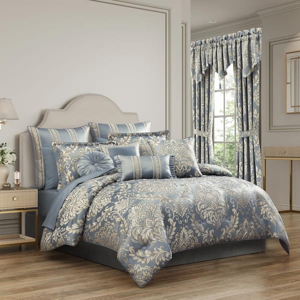 J QUEEN NEW YORK INC Lorenzo Blue Polyester Full/Queen 3Pc. Comforter Set