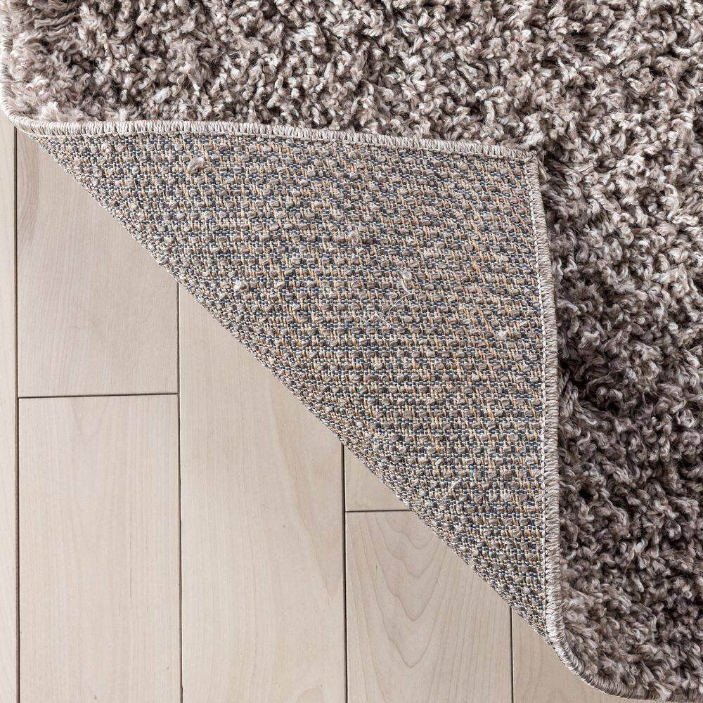 Luxurious Handmade Shag Rug in Beige, 8' x 10', Easy-Care Synthetic