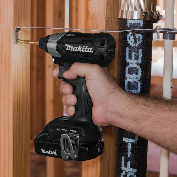 18V LXT Lithium-Ion Sub-Compact Brushless Cordless Combo Kit (1.5Ah) (4-Piece) 18V LXT Lithium-Ion Sub-Compact Brushless Cordless Combo Kit (1.5Ah) (4-Piece)