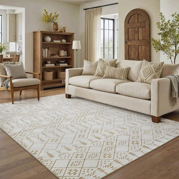 Casimodo 6 ft. x 9 ft. Yellow Diamond Geometric Washable Microfleece Area Rug