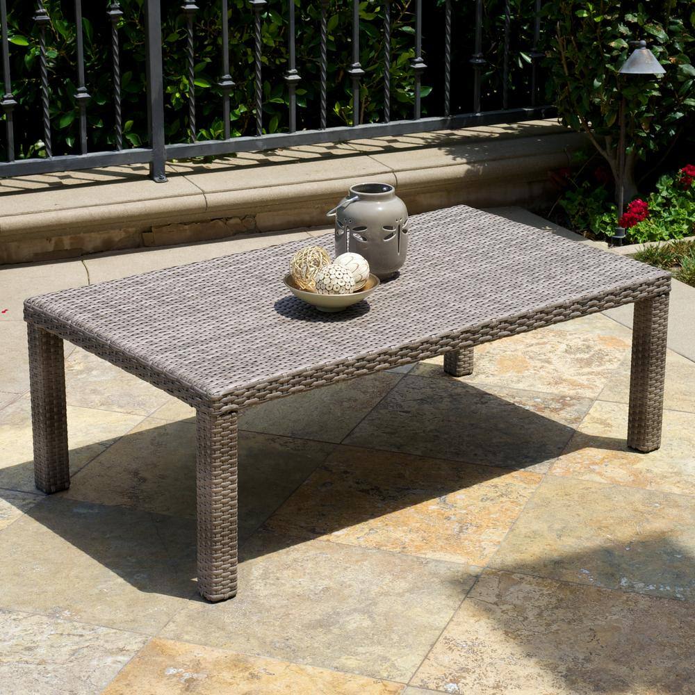 Cannes Maxim 5-Person Beige Outdoor Seating Set with Sunbrella Cushions