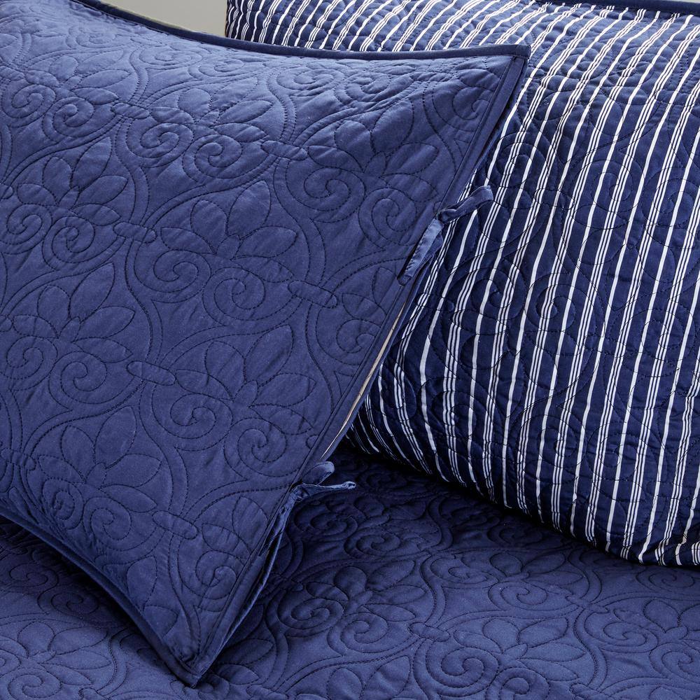 Navy Reversible Floral Motif Daybed Cover Set