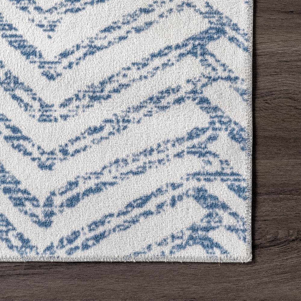 Rosanne Blue and Ivory Geometric 5' x 8' Washable Synthetic Area Rug