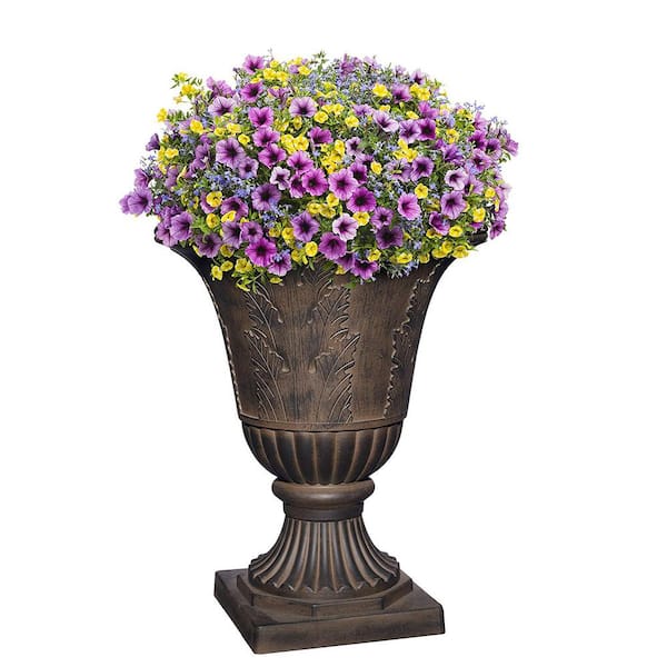 Oakmont 21 in. Onyx Resin Urn