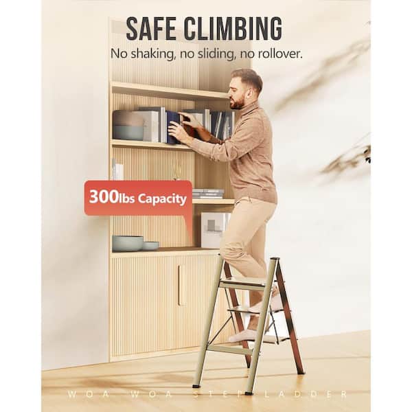 Angel Sar Reach 32.3 in. 300 lb. Aluminum Gold 3-Step Ladder