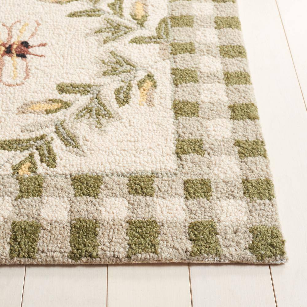 Handmade White Floral Wool Area Rug 30" x 4"