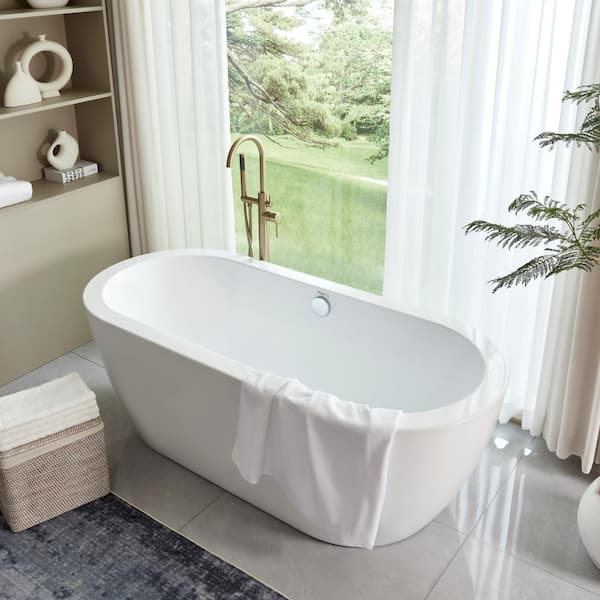 Vanity Art Cergy 67.7 in. Acrylic Flatbottom Freestanding Bathtub in White