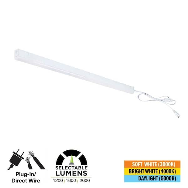 1-Pack 4 ft. 1-Light 1200/1600/2000 Lm Linkable Plug-in Hardwire Integrated LED White Strip Light Fixture Selectable CCT