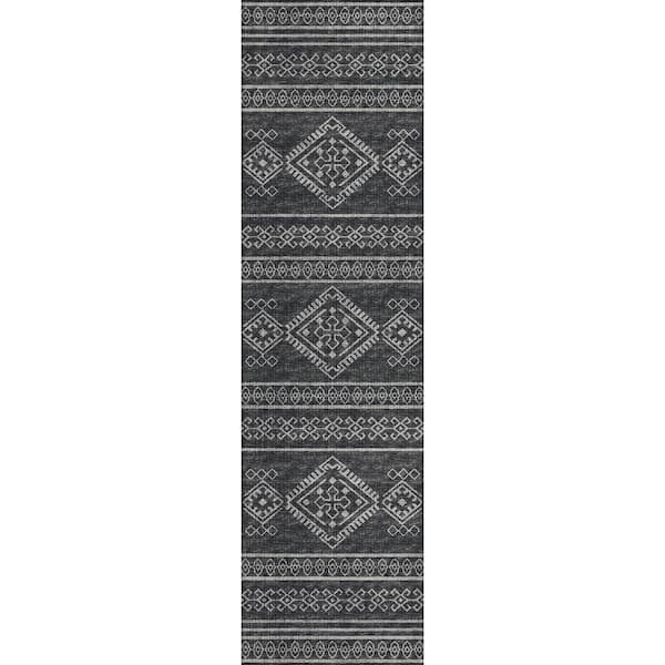 Yuma Black 2 ft. 3 in. x 7 ft. 6 in. Geometric Indoor/Outdoor Washable Area Rug