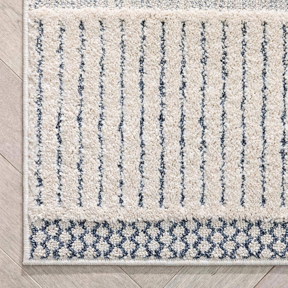 Harlow Light Blue Geometric 5' x 7' Easy-Care Synthetic Area Rug