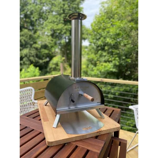 WPPO Le Peppe Portable Wood Fired Outdoor Pizza Oven in Black WKE