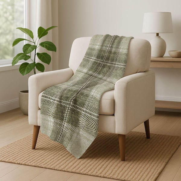 Premium Machine Washable ASB935 Aloe 50 in. x 70 in. Sherpa Throw Blanket