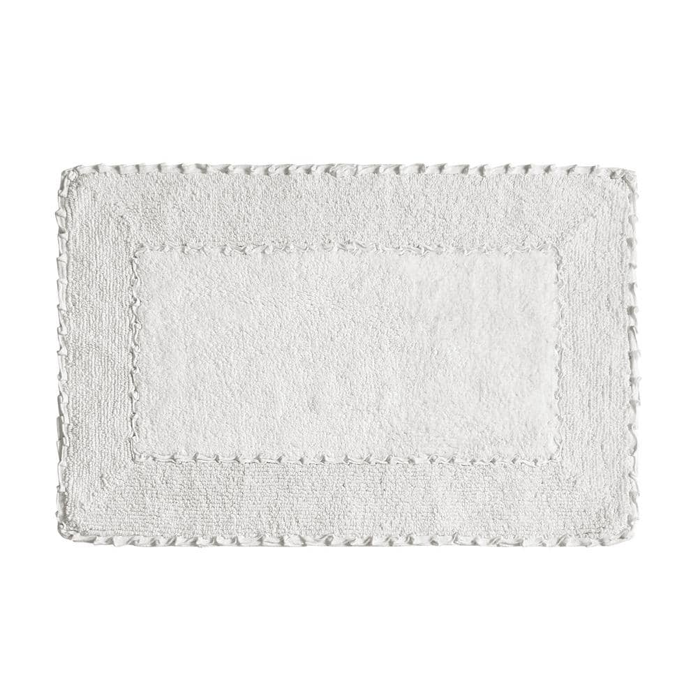 White Cotton Ruffled Border Bathroom Rug 20" x 34"