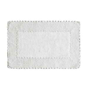 Solid Ruffled Bordered Shag White 20 in. x 39 in. Bath Accent Rug