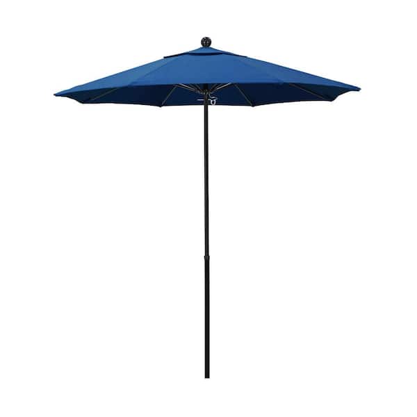 California Umbrella 7.5 ft. Black Fiberglass Commercial Market Patio Umbrella with Fiberglass Ribs and Push Lift in Regatta Sunbrella
