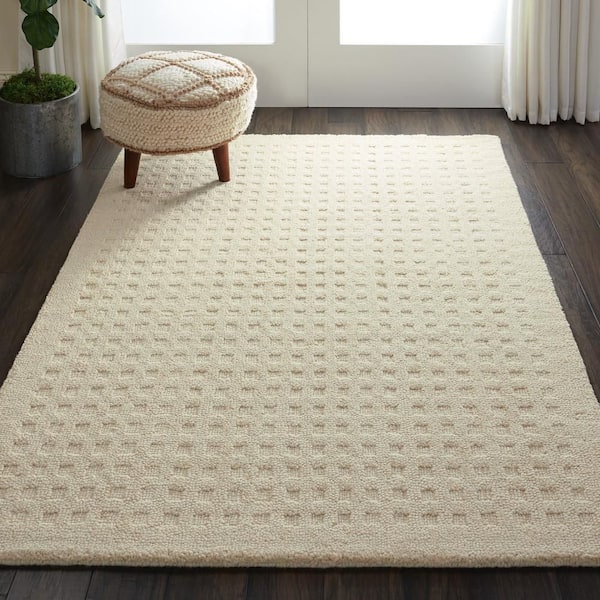 Perris Ivory 4 ft. x 5 ft. Solid Contemporary Area Rug