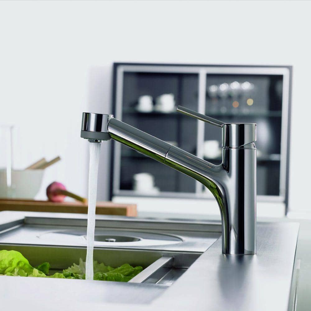 Modern Steel Optik Pull-Out Spray Kitchen Faucet in Chrome