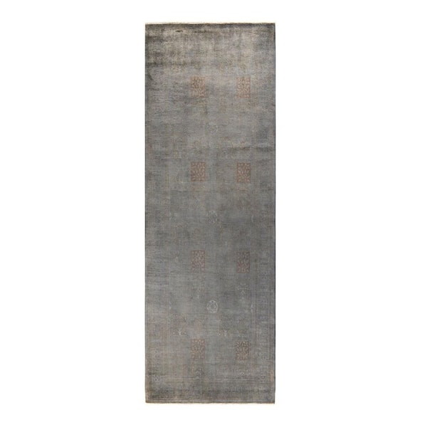 Chloe & Olivia Home Overdyed Gray 4 ft. x 10 ft. Solid Wool Indoor Runner Rug