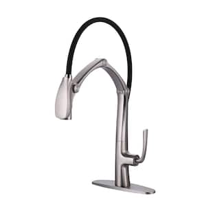 Single-Handle Pull-Out Sprayer Kitchen Faucet with with Magnetic Docking Spray Head in Brushed Nickel