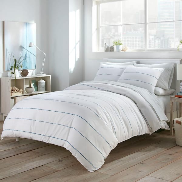 City Scene Tideline 2-Piece Navy Blue Striped Microfiber Twin Comforter Set
