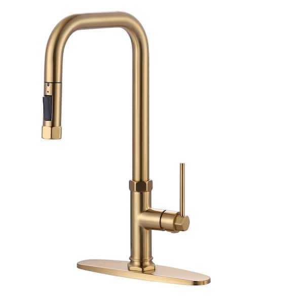 ARCORA Single Handle Pull Down Sprayer Kitchen Faucet in Gold