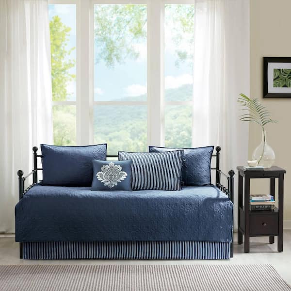 Madison Park Mansfield 6-Piece Navy Reversible Daybed Bedding Set
