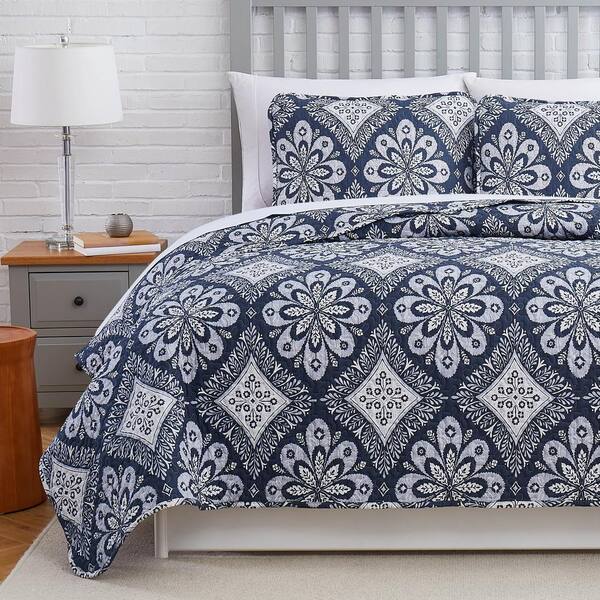 SOUTHSHORE FINE LINENS Tranquility Grey Microfiber Twin Quilt and Sham Set