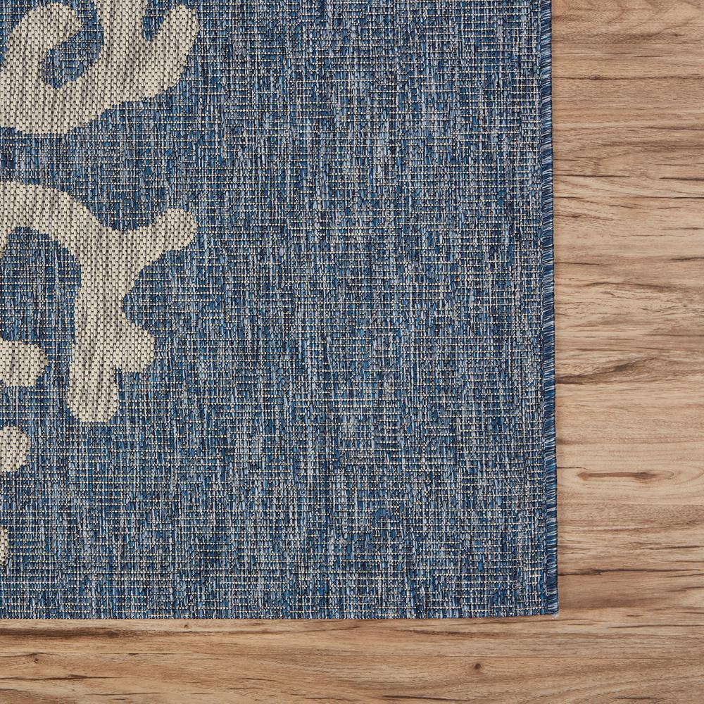 Navy and Gray Coastal Coral Pattern Synthetic Outdoor Rug, 8' x 10'