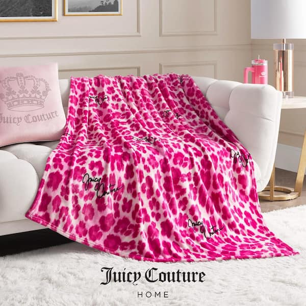 JUICY COUTURE Regent Leopard Pink 50 in. x 70 in. Plush Throw