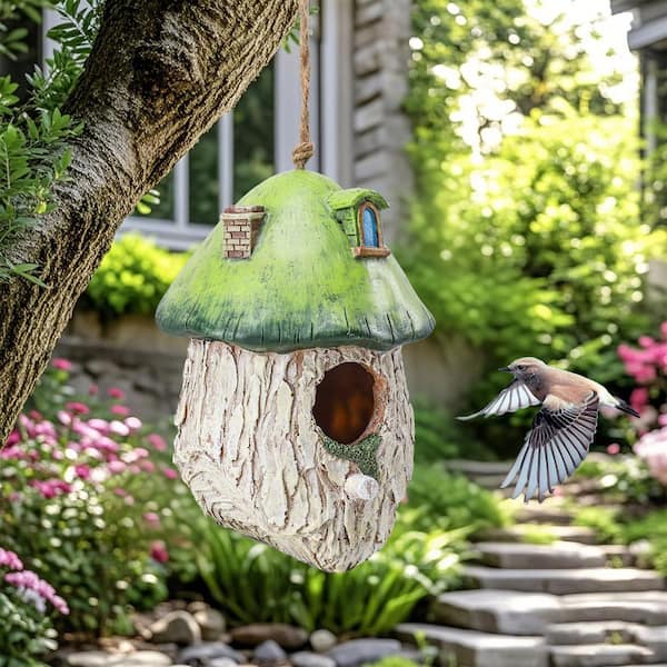 OGETFUUR 5.9 x 5.5 x 8.3 in. Resin Waterproof Hanging Decorative