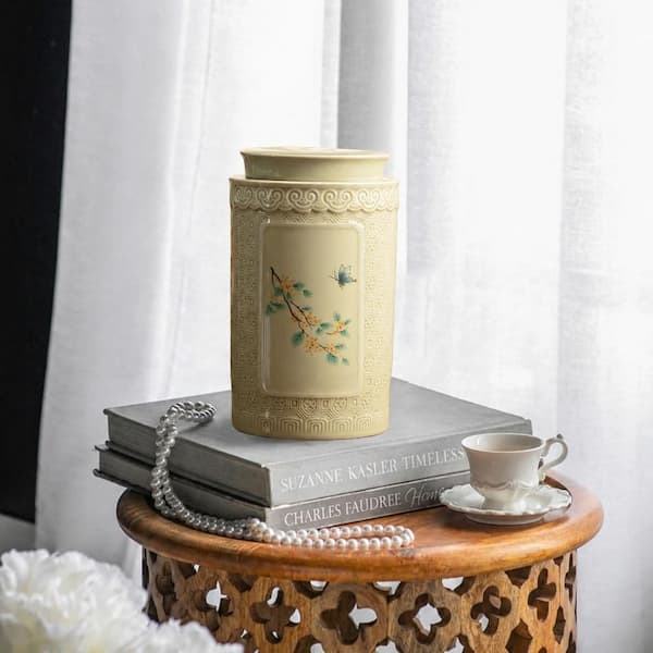 6.5 in. Chinoiserie Ceramic Material Ginger Jar with Lid Butterfly Floral Pattern Storage and Home Decor Medium