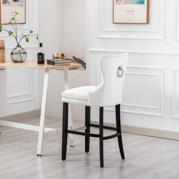 WESTINFURNITURE Harper 29 High Back Nail Head Trim Button