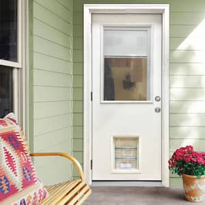 32 in. x 80 in. Reliant Series Clear Mini-Blind RHOS White Primed Fiberglass Prehung Front Door with Large Pet Door