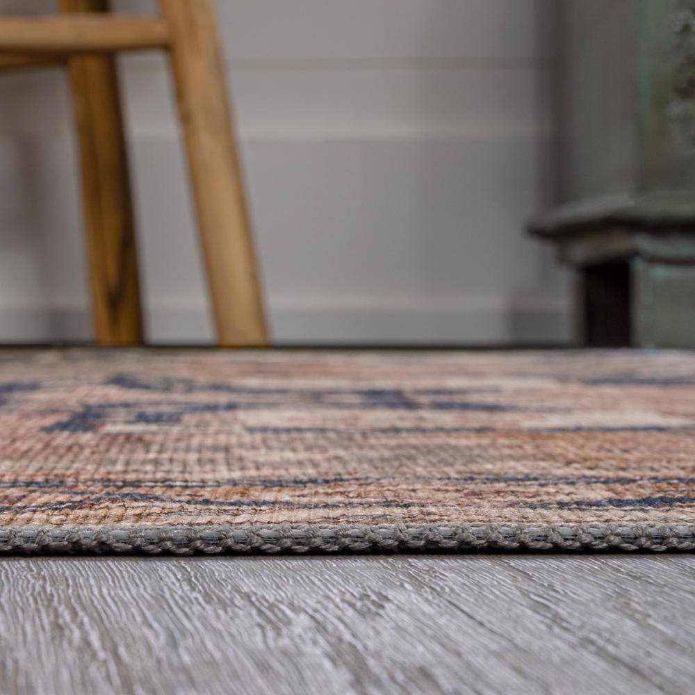 Maris Ornate Medallion Machine-Washable Beige and Blue Chenille 4' x 6' Area Rug