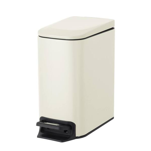 ITOPFOX Bathroom 1.6 Gal. Creamy White Metal Household Trash Can Step Lid
