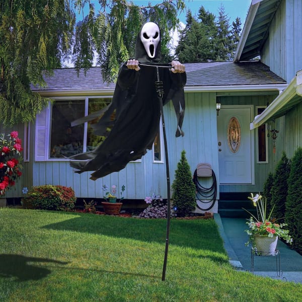 7.5 ft. Halloween Scarecrow Ghost Outdoor Decorations, Rotatable Ghost of Death Flying Ghost for Outdoor and Garden
