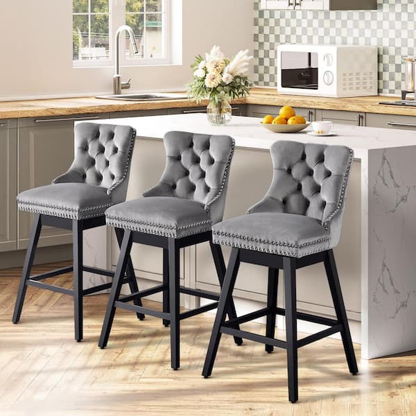 Hochwertiges 29 in. Gray Velvet Upholstered Solid Wood Frame Bar Height Swivel Bar Stool with Back (Set of 3)